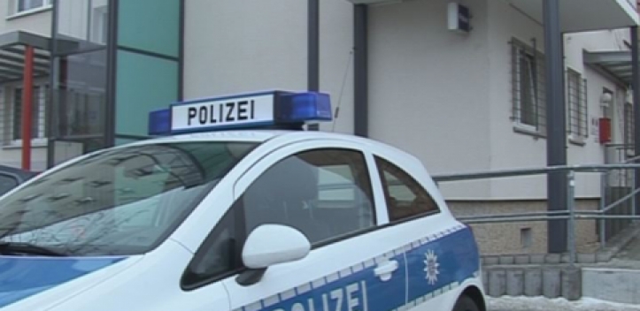 Bus versperrt Sicht: Radfahrer wird übersehen