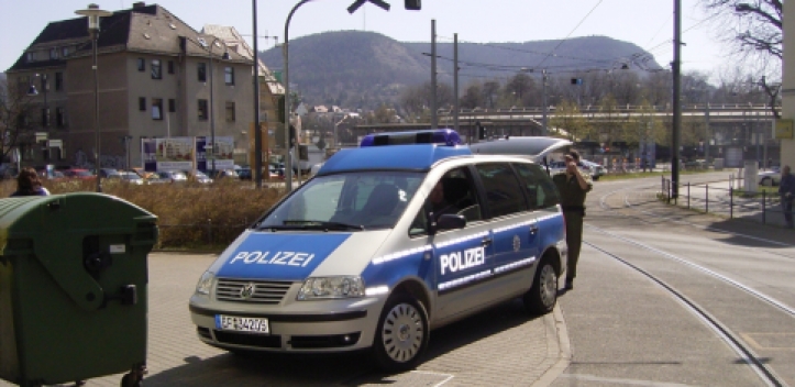 Bus besprüht - Zeugen gesucht