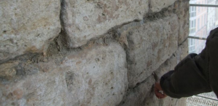 Johannistor ist fertig gesichert