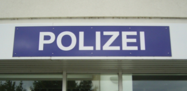 Kleintraktor vom Friedhof gestohlen