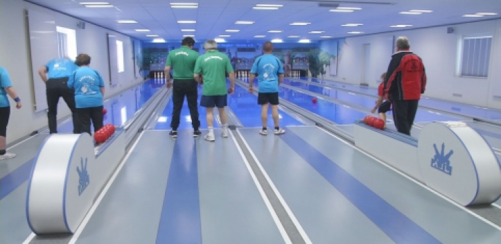 Blindenkegeln: Meistertitel für Karin Nosseck