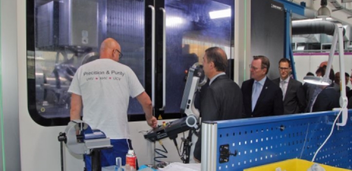 Ministerpräsident besuchte VACOM in Großlöbichau