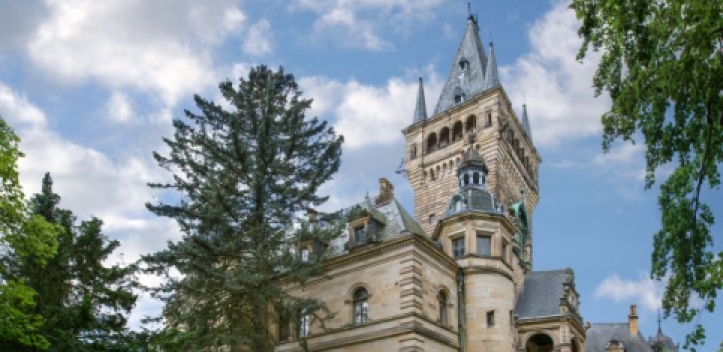 Ministerpräsident besuchte „Problemschloss“ Hummelshain