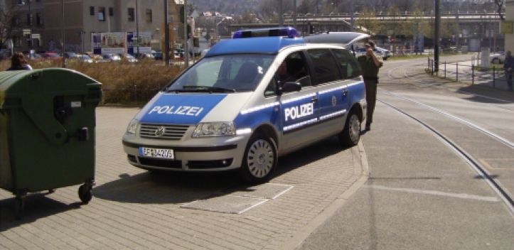 Gegenfahrbahn mit Abbiegespur verwechselt