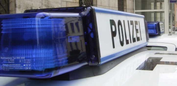 Lkw-Fahrer mit 3 Promille unterwegs: Zeugen gesucht