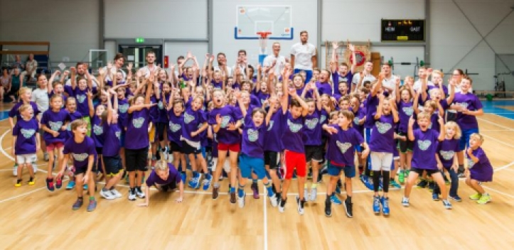 SCJ-Basketball-Sommercamp füllte drei Hallen 