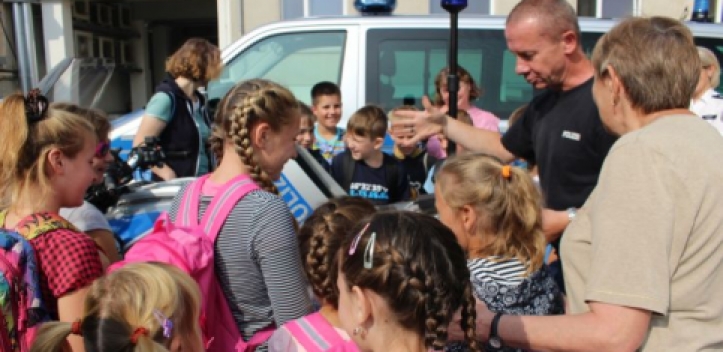 Kinder aus Tschernobyl zu Gast in der Landespolizeiinspektion Jena 