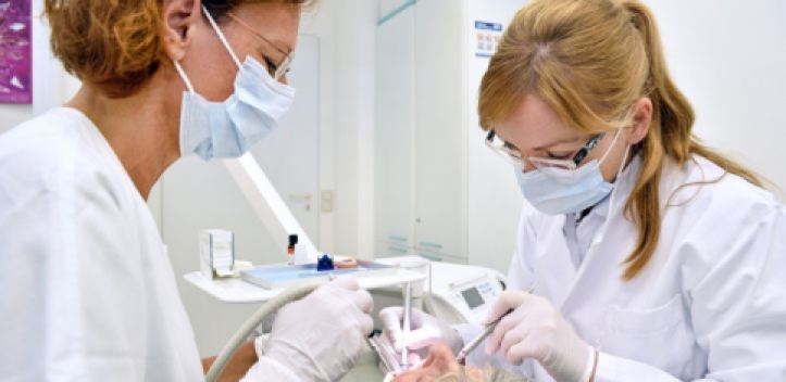 Zahnlos im Alter – das war einmal (?)