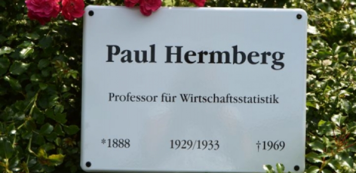 Ehrentafel für standhaften Wissenschaftler