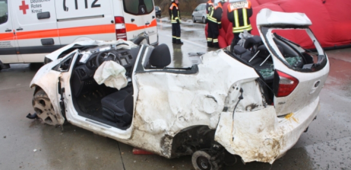 Zwei Insassen schwer verletzt