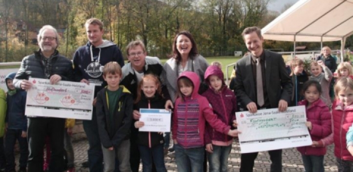 Westsportplatz: Neue Umkleide- und Sanitärräume eingeweiht