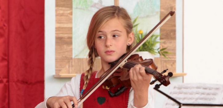 Auszeichnungen für Schüler der Musik- und Kunstschule 