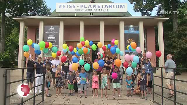 Viel Kultur: Mit einer Luftballon-Aktion feierte das Planetarium seinen 92. Geburtstag