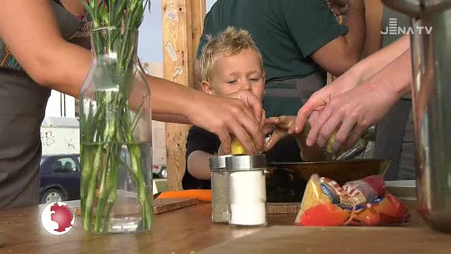 Arbeiten am sozialen Kontakt: Das Projekt „Kitchen on the run“ verbindet Menschen durch mobiles Kochen