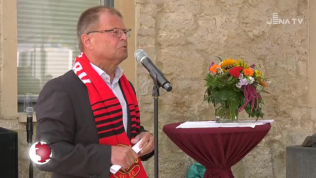 Verabschiedung: Die jenawohnen GmbH entlässt Axel Koch nach 40 Jahren in den Ruhestand