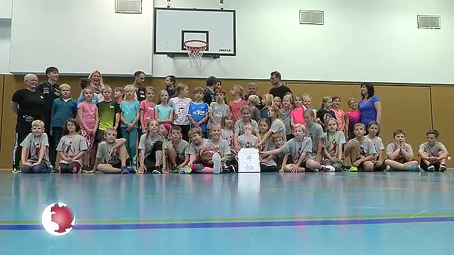 Auftakt für SchoolTour: Bereits seit zehn Jahren wird spielerisch das Basketball-ABC vermittelt 