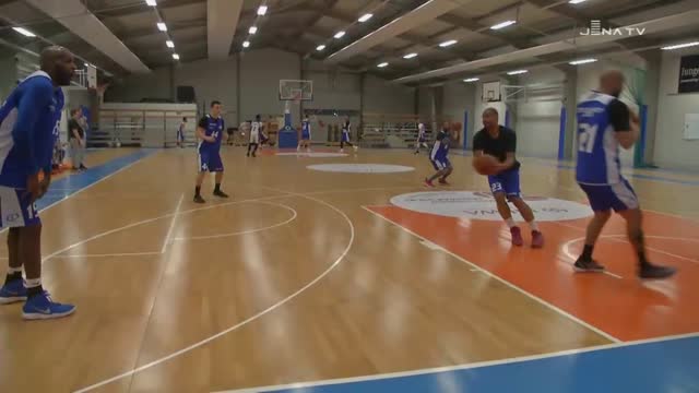 FASTBREAK - Das Science City Jena Fanmagazin Saison 2018/2019 – Folge 4