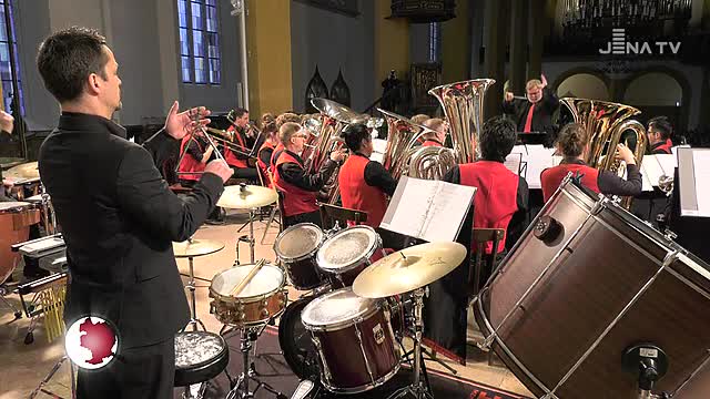 Bewährtes im Advent: Die Brass Band BlechKLANG begeisterte zur Bläserweihnacht in der Stadtkirche