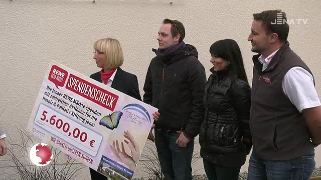 Für das Hospiz: Fünf Jenaer Rewe-Märkte sammelten Geld für das Hospiz in Lobeda