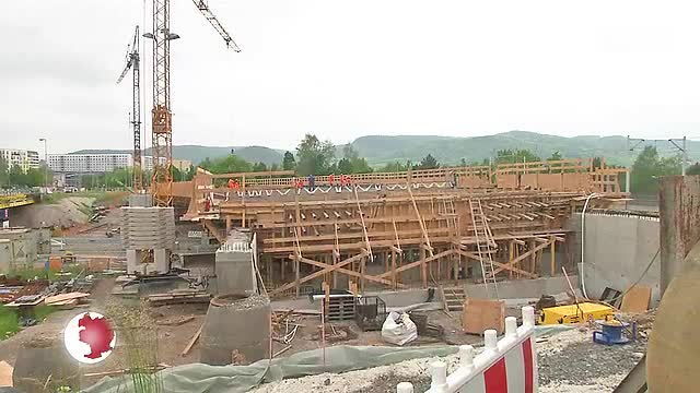 Musik auf der Baustelle: Wegen des Brückenbau-Betongangs wird die Stadtrodaer Straße gesperrt