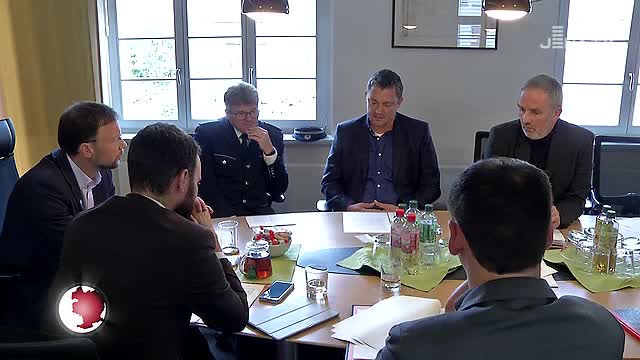 Informiert: Im Pressegespräch beim Oberbürgermeister ging es um Straßenbahnförderung und FCC-Fanmärsche