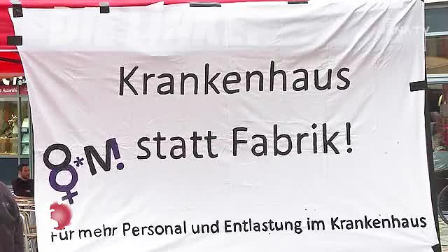 Kundgebung auf dem Holzmarkt: Das Bündnis „Mehr Personal für unser UKJ!“ machte heute mobil
