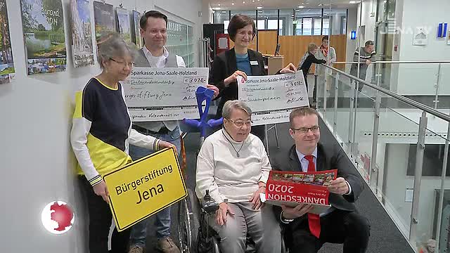 Kalenderspende überreicht: Zwei Vereine konnten sich über mehr als 6 000 Euro freuen 