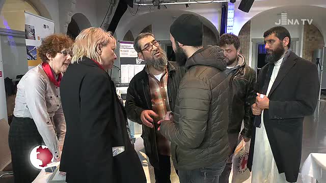 Arbeitsgeschehen: Die Berufsorientierungsmesse „Immigra“ hilft Flüchtlingen bei der Jobsuche