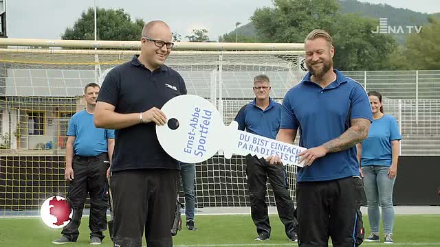 Stadion übergeben: Die EAS Betriebsgesellschaft übernahm heute das Ernst-Abbe-Sportfeld