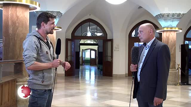 IGS „Grete Unrein“ wegen Corona geschlossen: Gespräch mit Sozialdezernent Eberhard Hertzsch