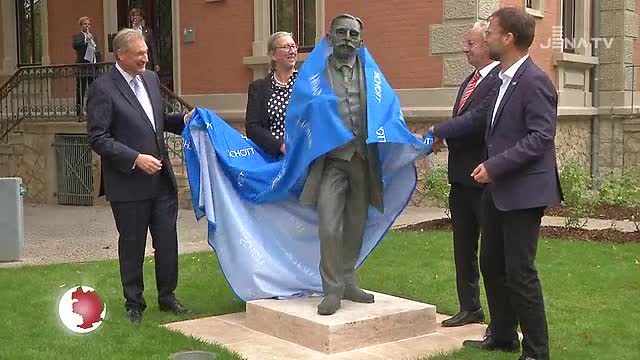 Komplettiertes Dreigestirn: Nach Ernst Abbe und Carl Zeiss wird jetzt auch Otto Schott gewürdigt