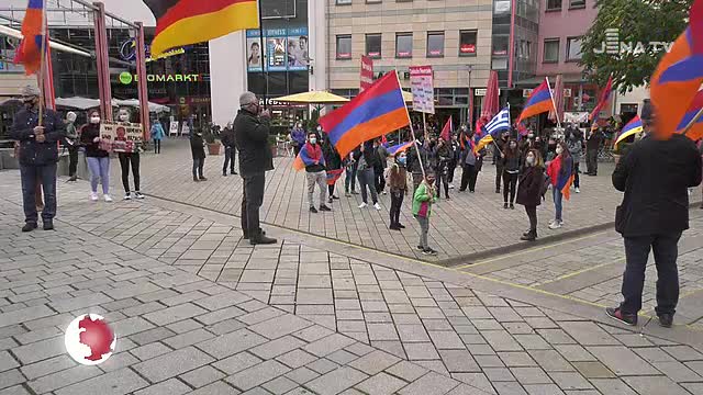 Mahnwache: Die Armenische Gemeinde Thüringen machte auf Kriege in der Heimat aufmerksam