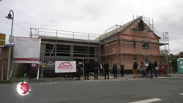 Richtfest: Der Eigenbetrieb Kommunale Immobilien Jena lud ans Feuerwehrgerätehaus Lützeroda ein 