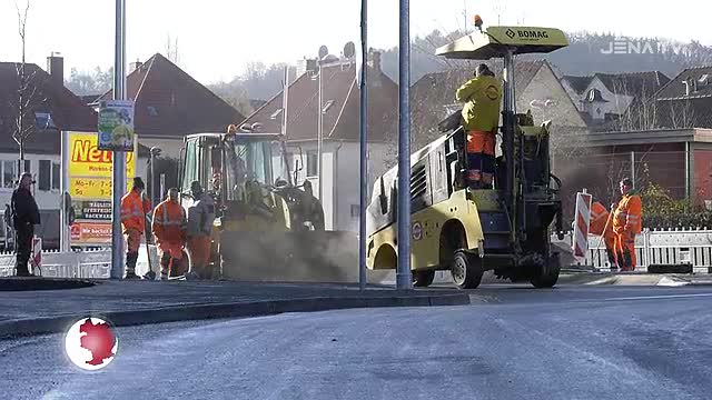 Baustellenreport: In der Tatzendpromenade dauern die Asphaltierungsarbeiten länger