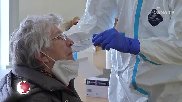 Schnelles Ergebnis: Das Deutsche Rote Kreuz bietet in Lobeda Corona-Antigentests an 