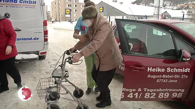 Modernes Zuhause: Der Pflegedienst SiLenza bezieht mit Senioren einen Neubau am Saalbahnhof 