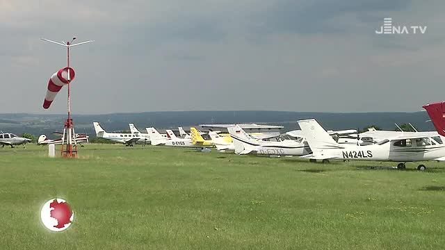 Modellschau: Beim 8. Cessna-Treffen in Schöngleina trafen sich Piloten und Flugbegeisterte