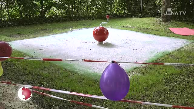 Spielspaß: Die Kinder der Kita Kindervilla können sich über einen neuen Musik- und Storyball freuen