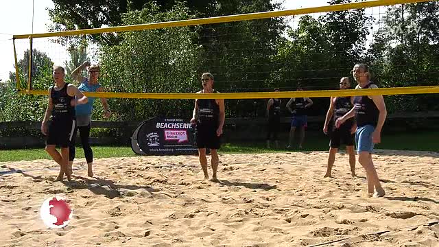 Beachvolleyball-Turnier ausgetragen: Der Erlös kommt der Elterninitiative für krebskranke Kinder zugute