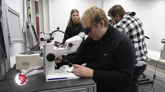 Bildungszentrum: ZEISS unterstützt die Einrichtung in Göschwitz mit neuer Mikroskopie-Technik 