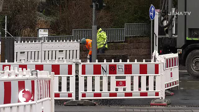 Baulich für eine stabile Versorgung: Ein Teil der   Naumburger Straße ist wieder gesperrt  