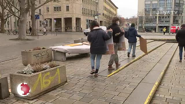 Seebrücke auf dem Holzmarkt: Die Bewegung hält wieder eine Mahnwache für Flüchtlinge ab