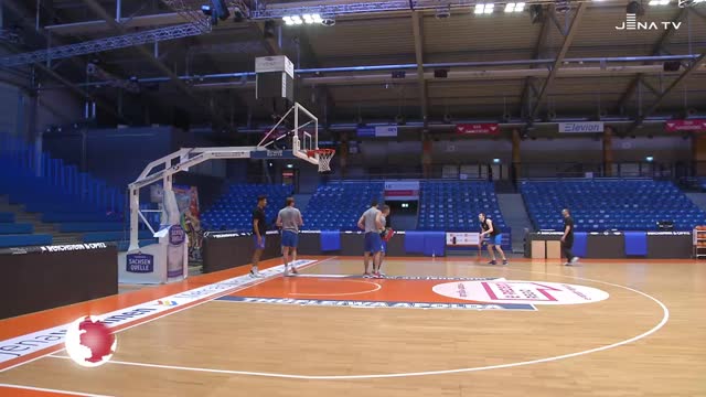 Familientag für Basketballfans: Vor dem Heimspiel gegen Trier gibt es ein Rahmenprogramm