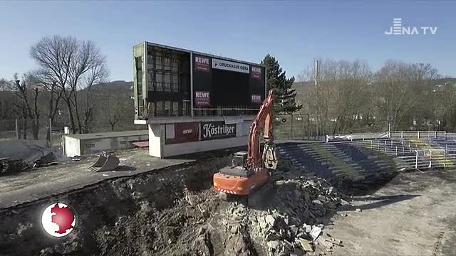Aus für Anzeigetafel: Im Ernst-Abbe-Sportfeld geht der Abriss im Vorfeld des Tribünenneubaus weiter