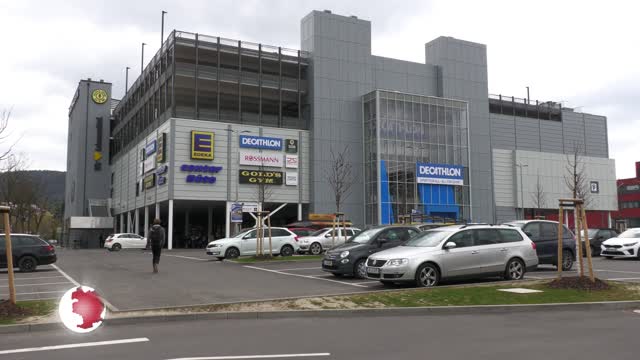 Parken am Wiesencenter: Die EDEKA Unternehmensgruppe hat die Organisation der Parkflächen übernommen