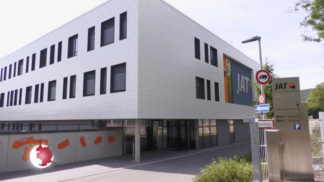 Wirtschaftsminister bei Jenaer Antriebstechnik: Wolfgang Tiefensee informierte sich über Nachhaltigkeit