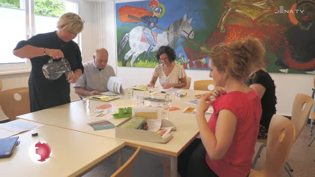 Sommertour: Sozialdezernent Eberhard Hertzsch besuchte ein Kindergarten-Ausweichquartier