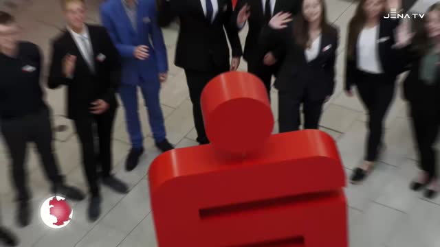 Willkommen bei der Sparkasse: Heute wurden elf neue Auszubildende begrüßt 