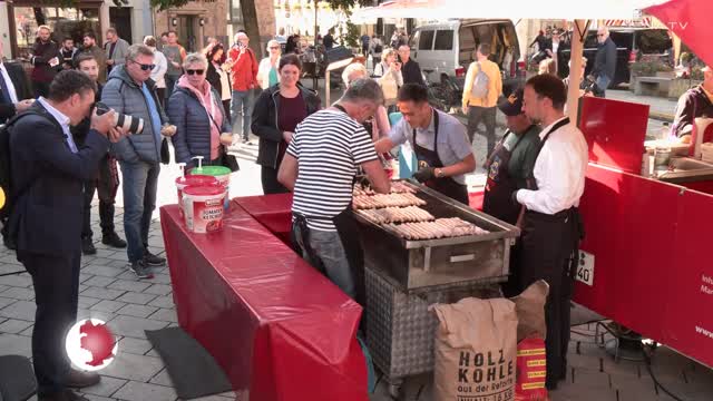 Wettstreit: Beim German-American Friendship Day gab es auch einen Bratwurst-Contest