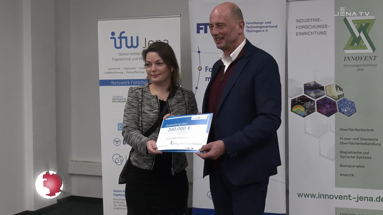 Überreicht: Drei Jenaer Forschungseinrichtungen erhielten einen Fördermittelbescheid